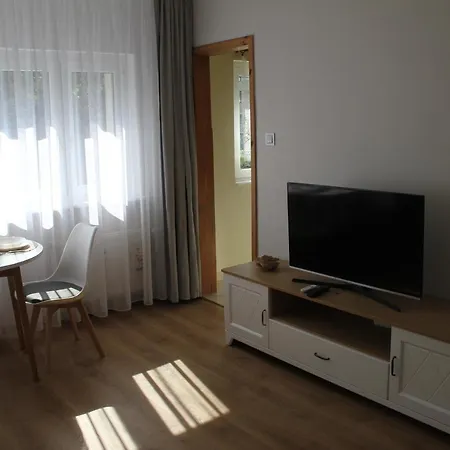 Przytulny, Spokojny, Wyposazony Apartment