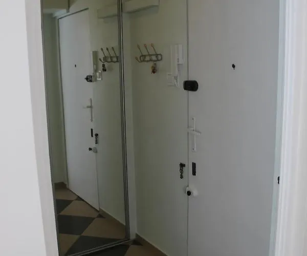 Przytulny, Spokojny, Wyposazony Apartment